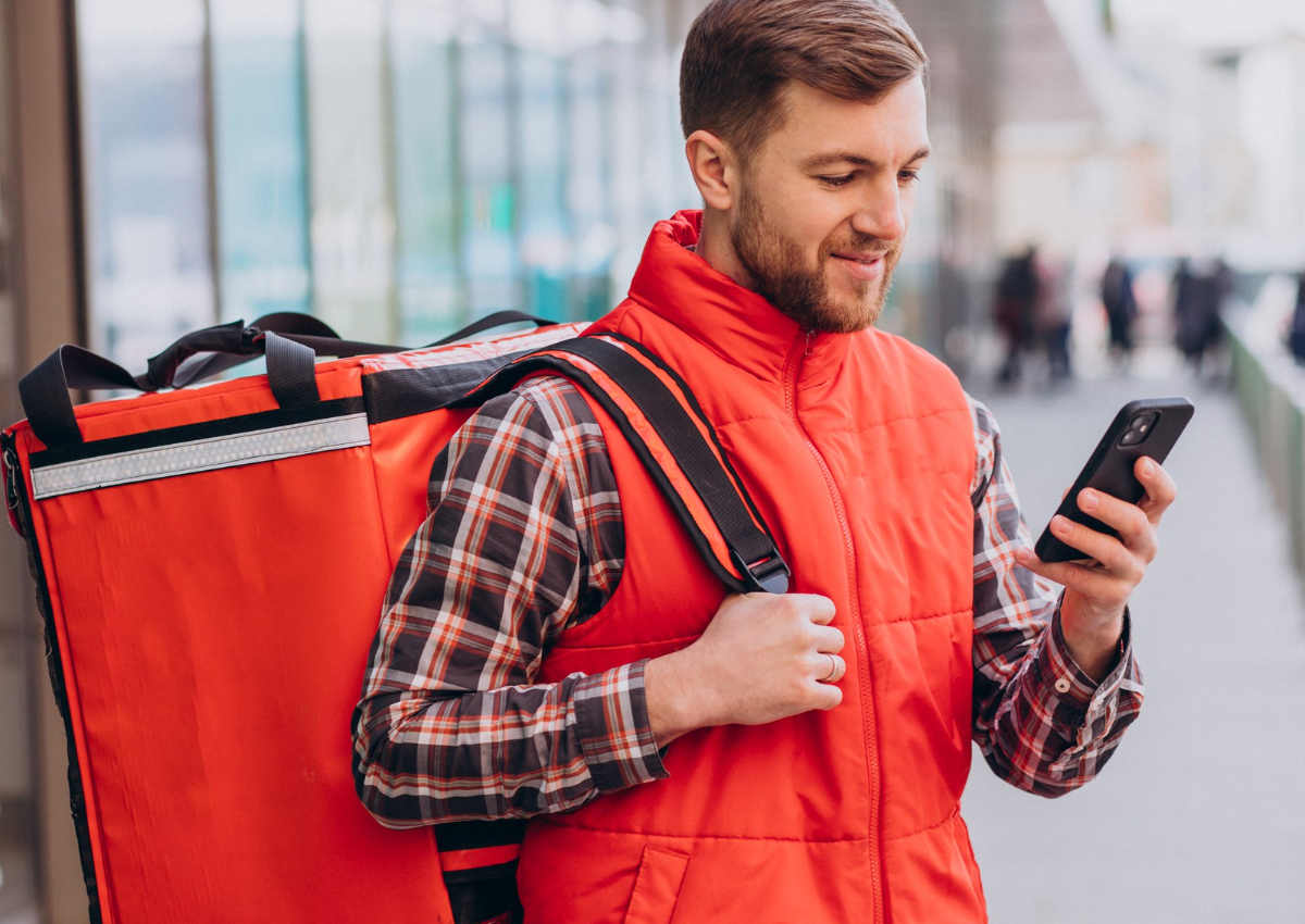 4 coisas que você precisa saber antes de se tornar entregador do iFood em 2024