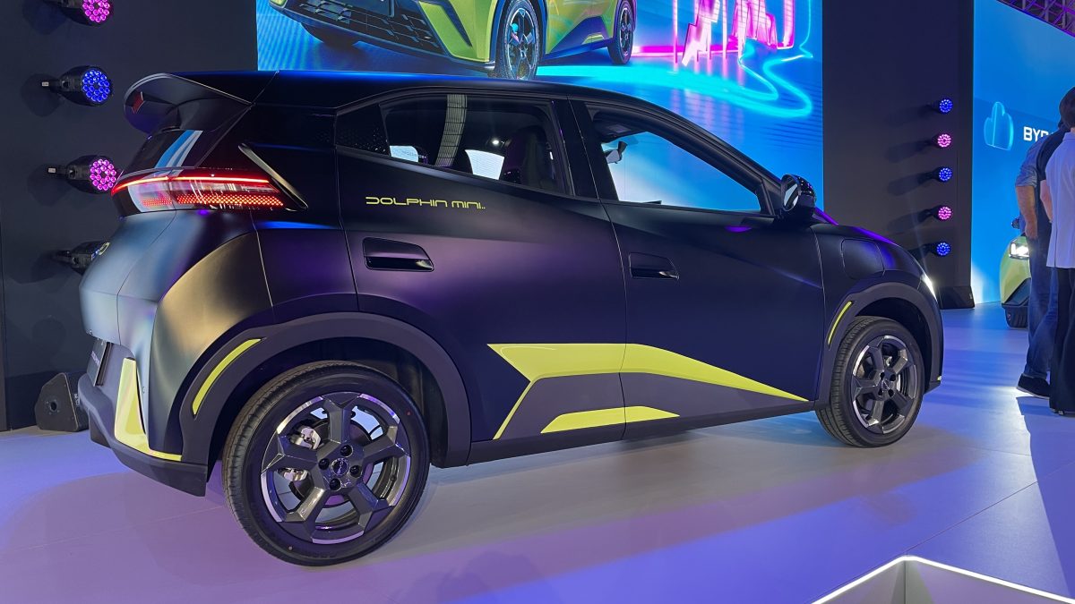BYD Dolphin Mini já supera Corolla, Tiggo 7 e Virtus na lista dos mais vendidos