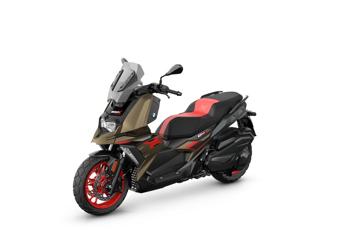 BMW Motorrad inicia pré-venda do scooter C 400 X