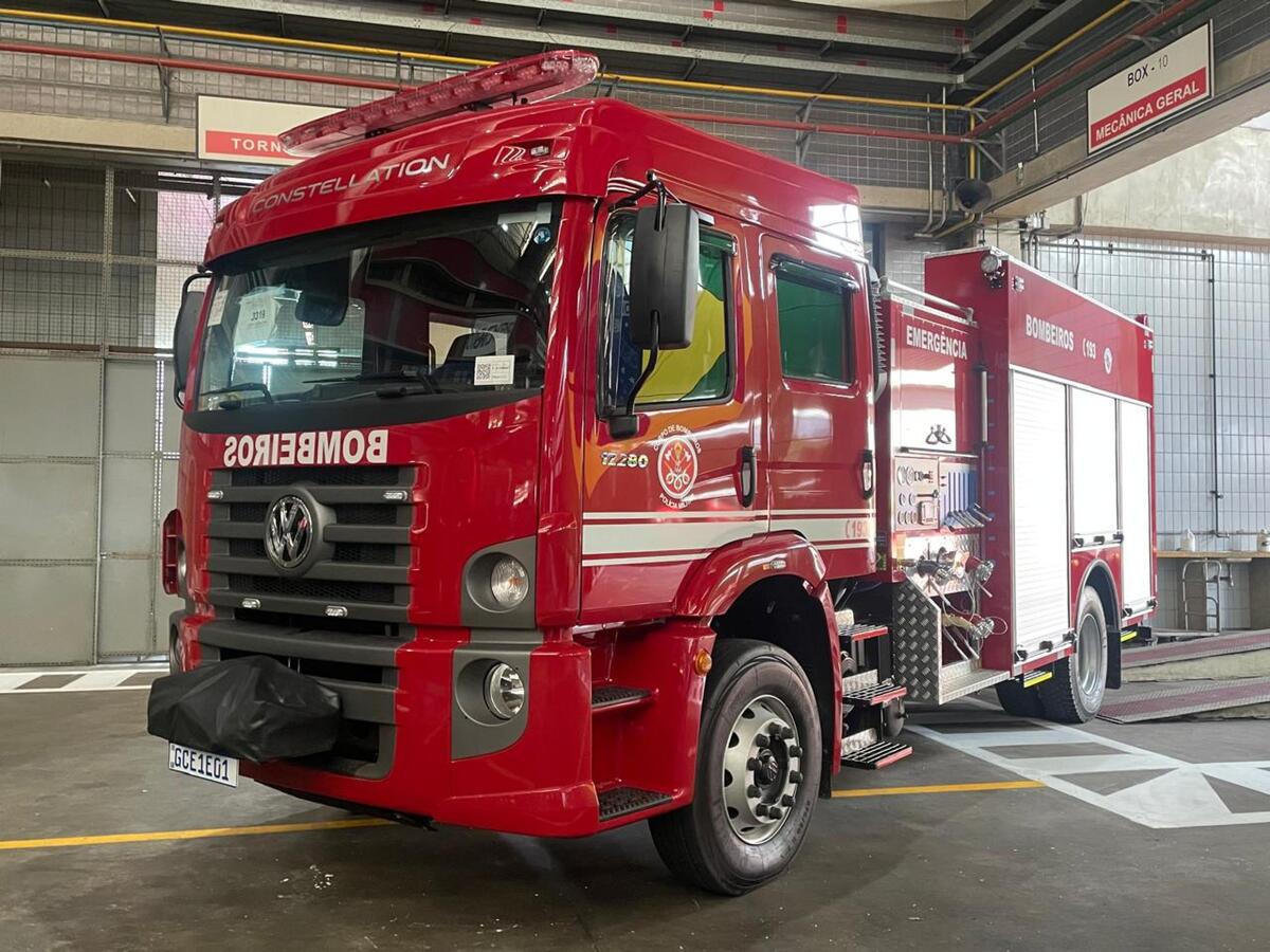VWCO ganha licitação de 45 caminhões para Corpo de Bombeiros