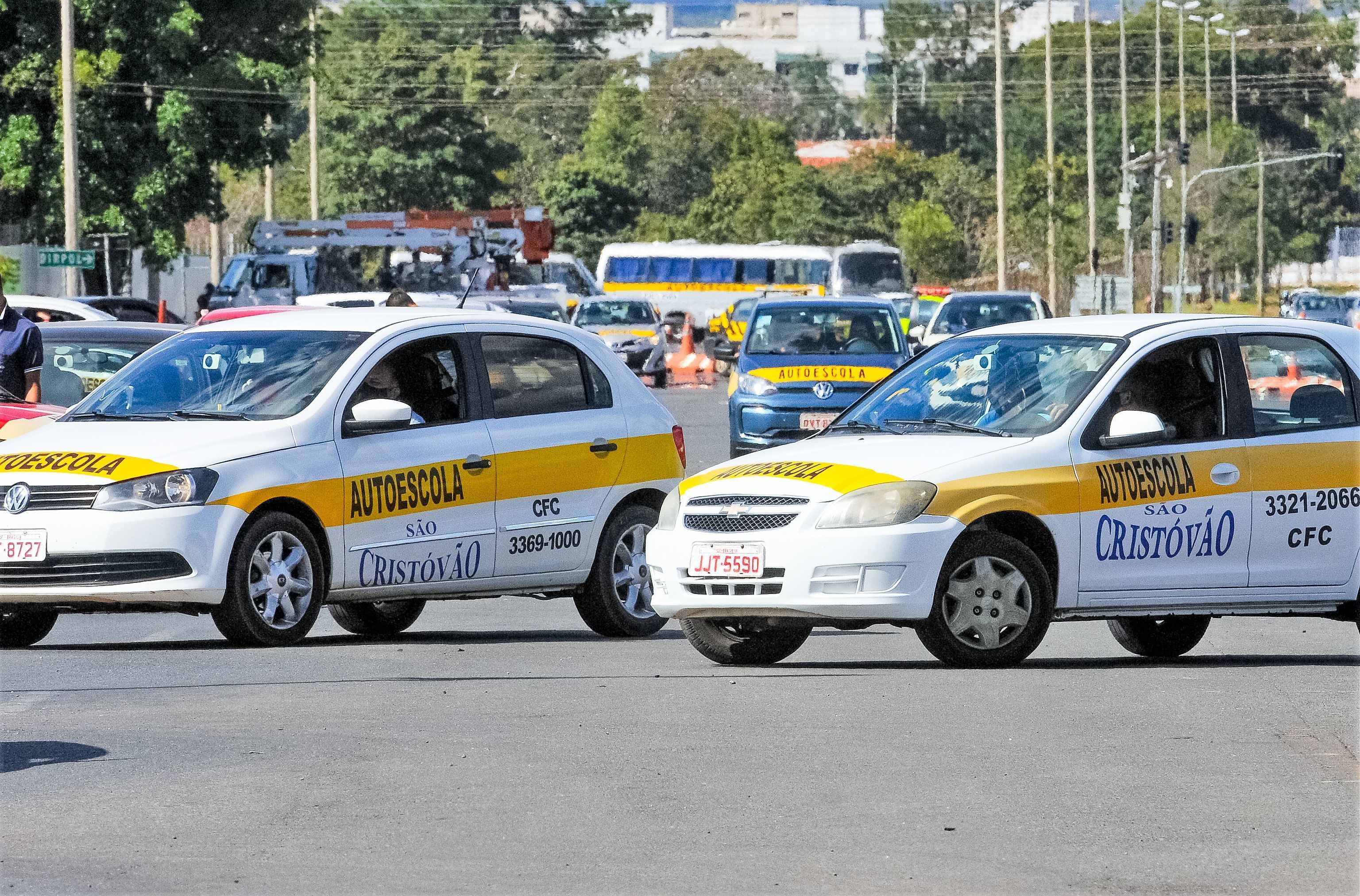 Como deve funcionar o fim da autoescola obrigatória para obter CNH?