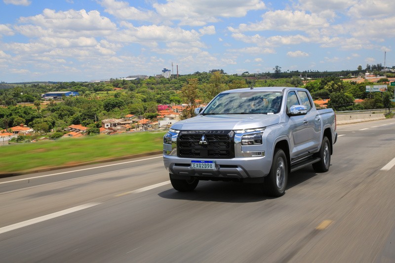 Com a nova Triton, Mitsubishi ganha terreno