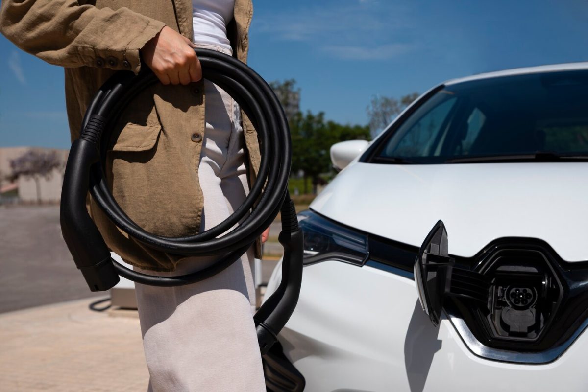 Carro com motor híbrido realmente é bom? Listamos os prós e os contras