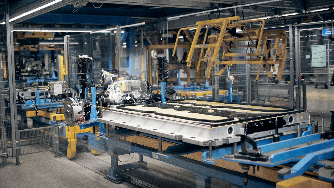 Ford reduzirá custo e tempo de produção com nova plataforma e “árvore de montagem”