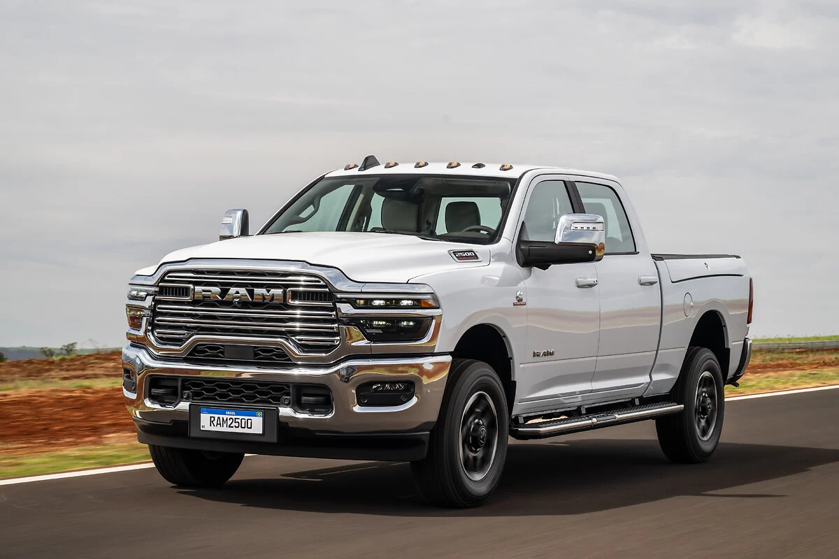 RAM renova 2500 e 3500, agora mais potentes e luxuosas