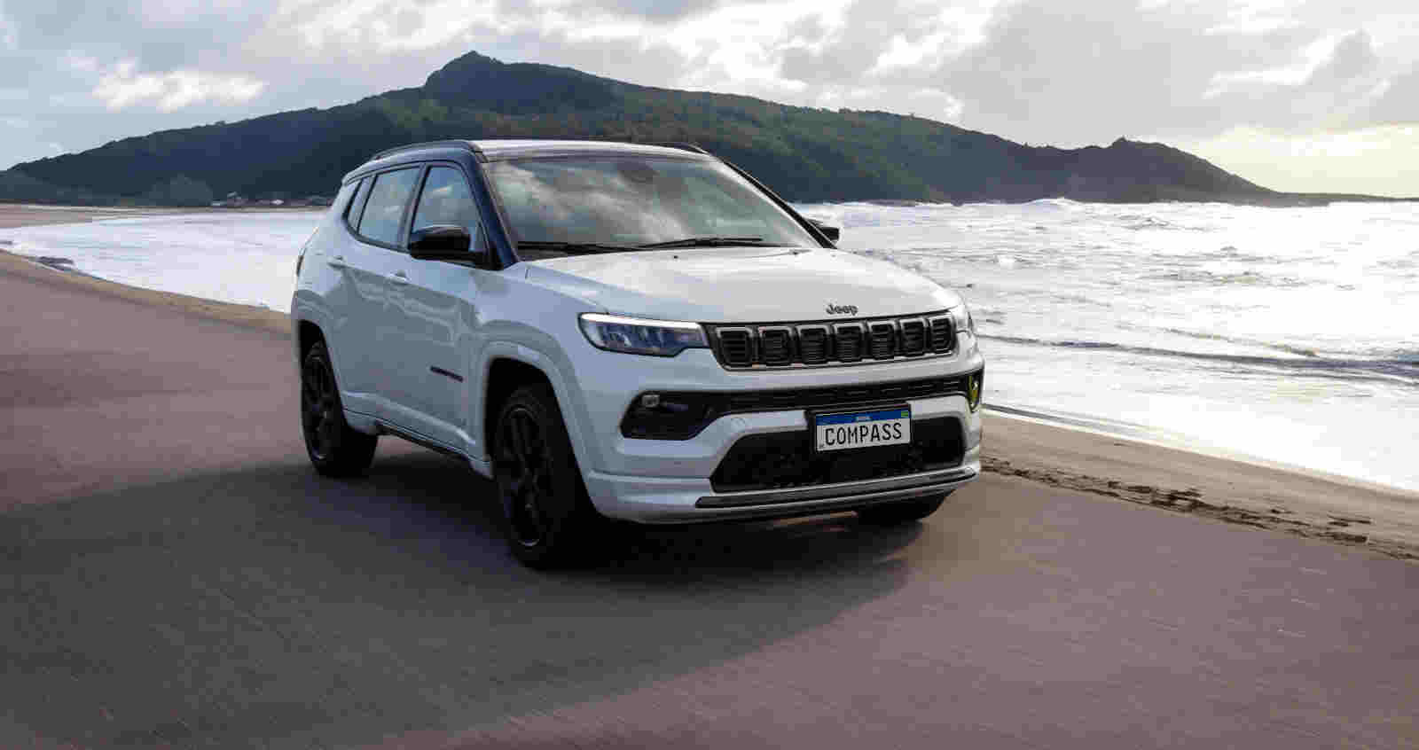 Aguardando sua nova geração, Jeep Compass 2026 fica menos caro e mais competitivo