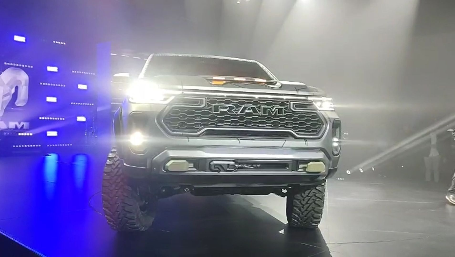 Ram Dakota: revelada rival da Hilux que chega em 2026