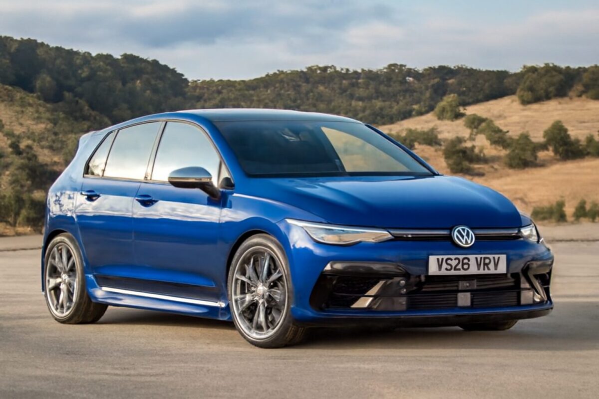 Novo Volkswagen Golf R pode usar motor de cinco cilindros da Audi
