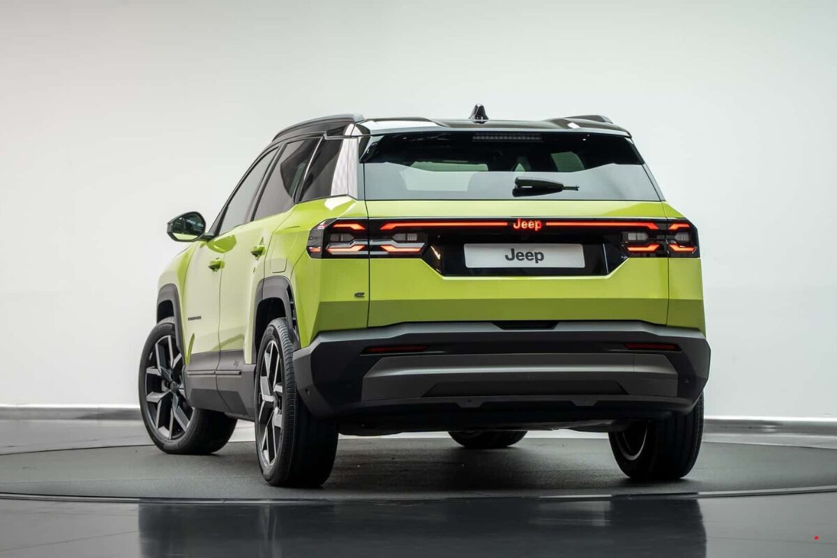 Novo Jeep Compass 2026 tem desconto de quase R$ 20 mil no Brasil