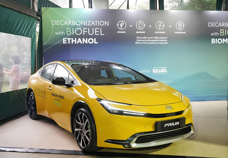 Prius híbrido plug-in flex, a atração da Toyota na Fenasucro & Agrocana