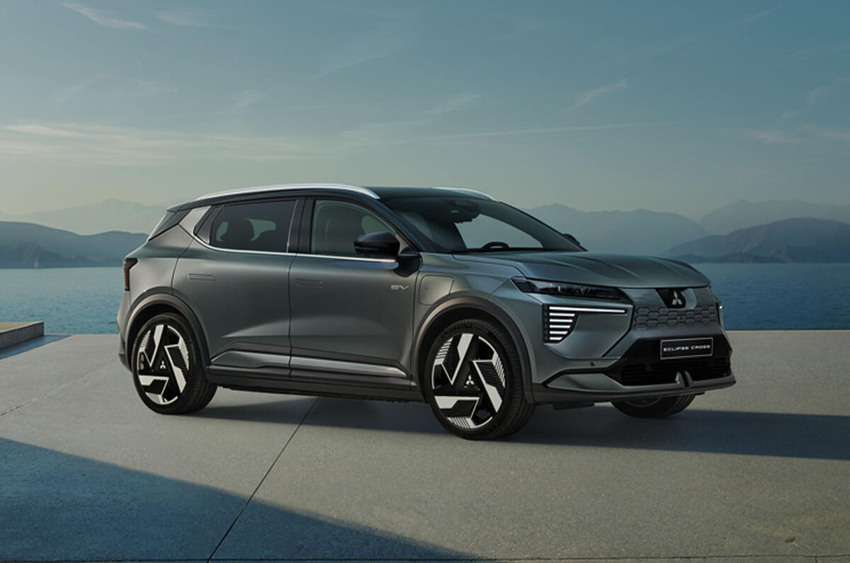 O Novo Mitsubishi Eclipse Cross é lançado como um Renault Scenic elétrico