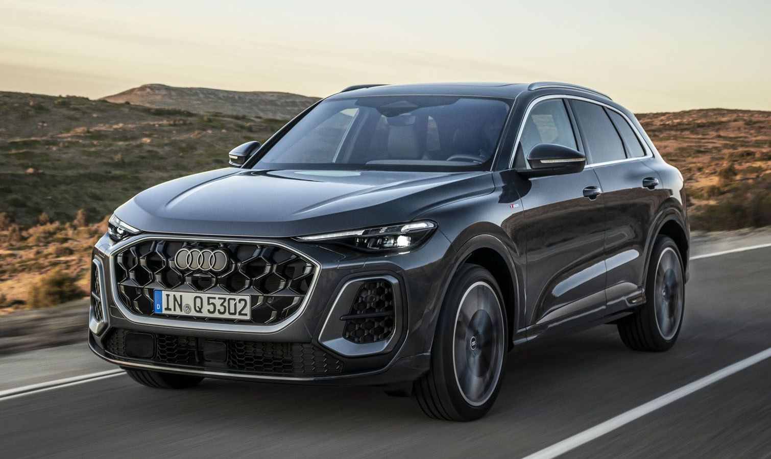 Nova geração do Audi Q5 chega ainda 2025 com mais tecnologia