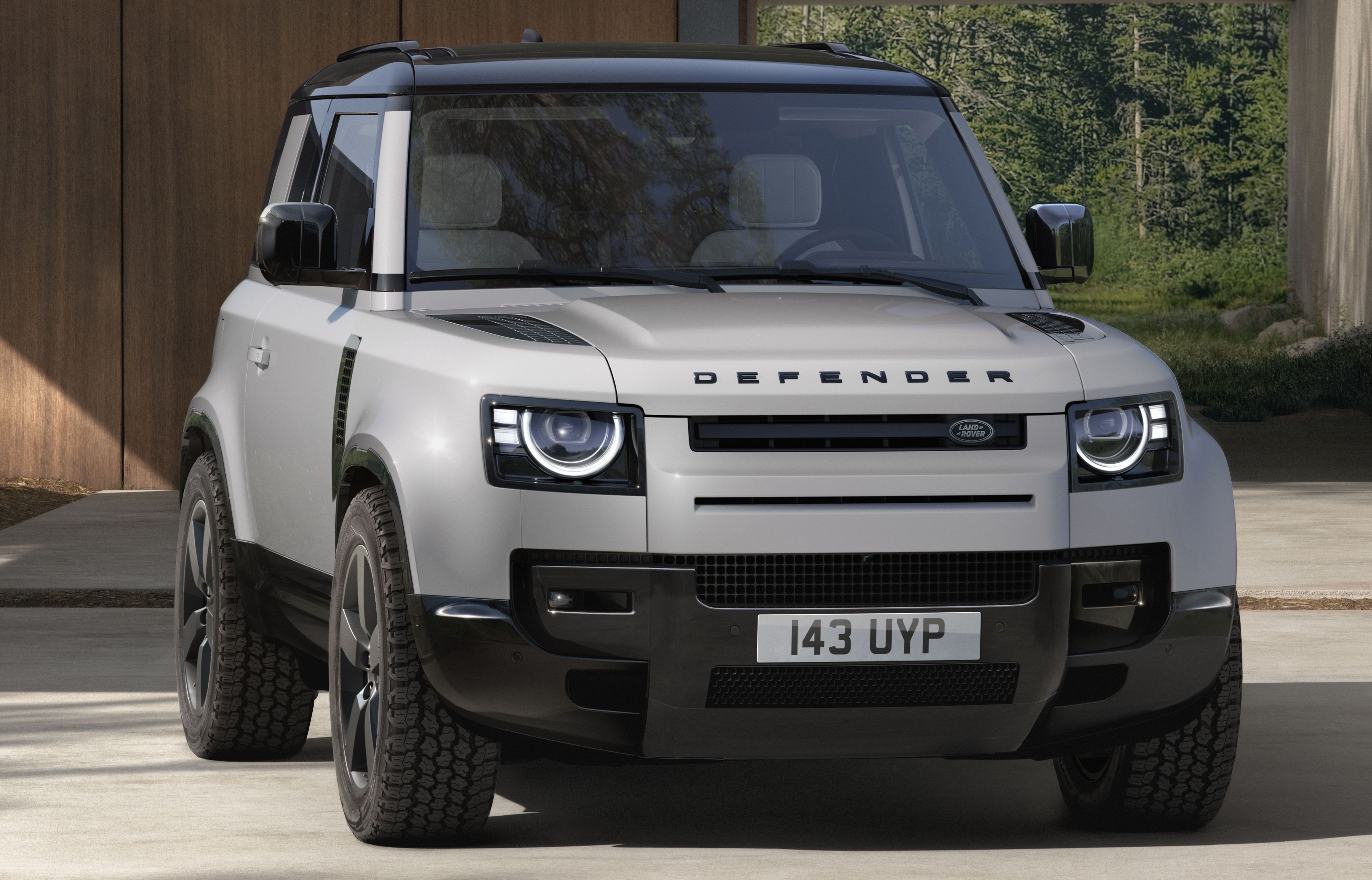 Defender 2026 chega ao Brasil com design renovado e mais tecnologia