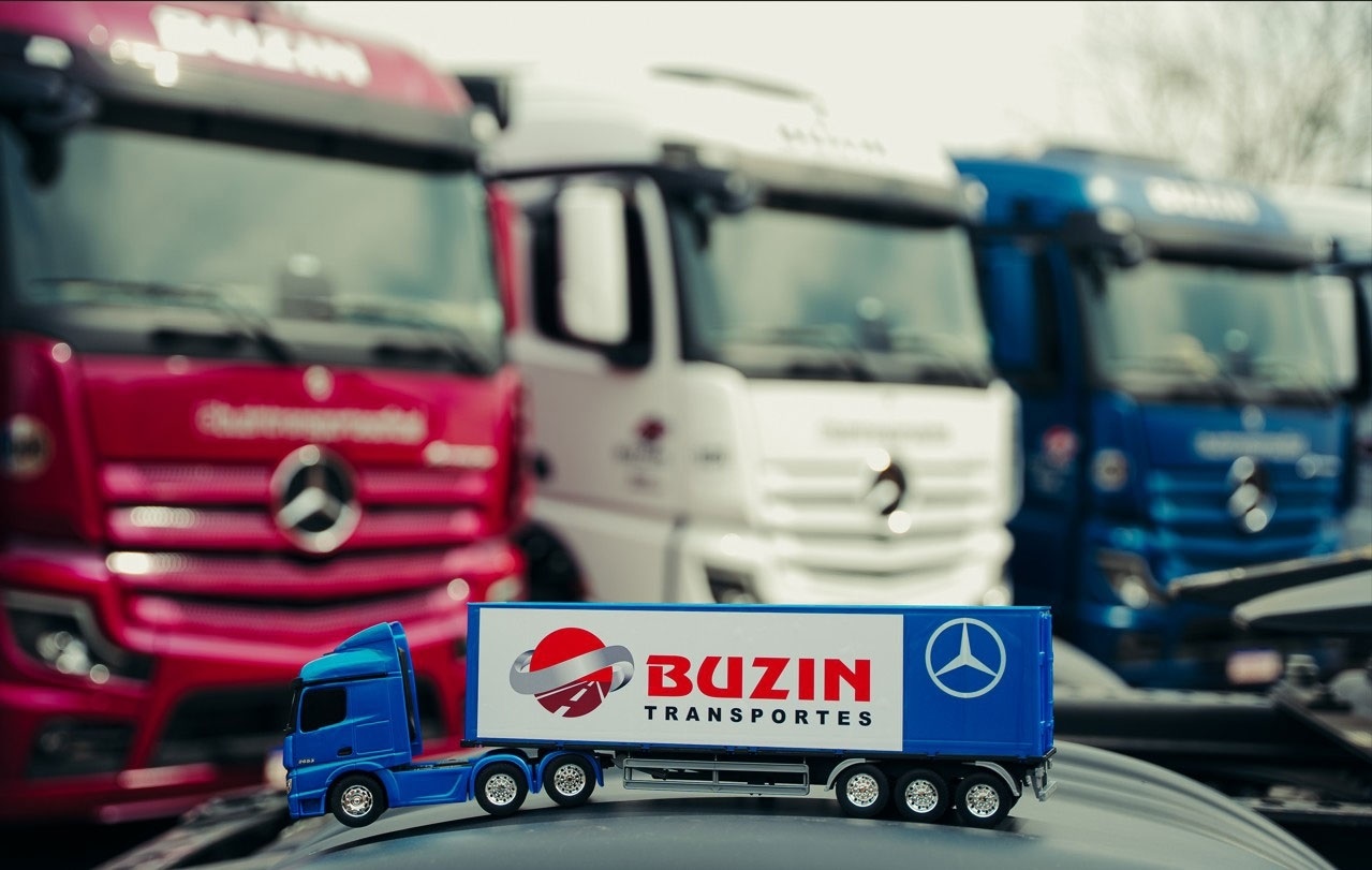 A gaúcha Buzin reforça frota com 20 Mercedes-Benz Actros