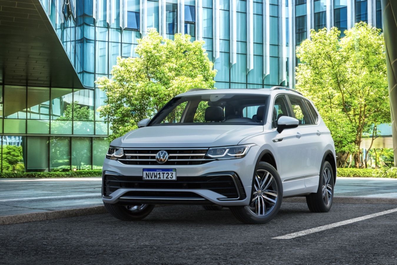 Ofertas de SUVs no Brasil: descontos chegam a R$ 36 mil em setembro