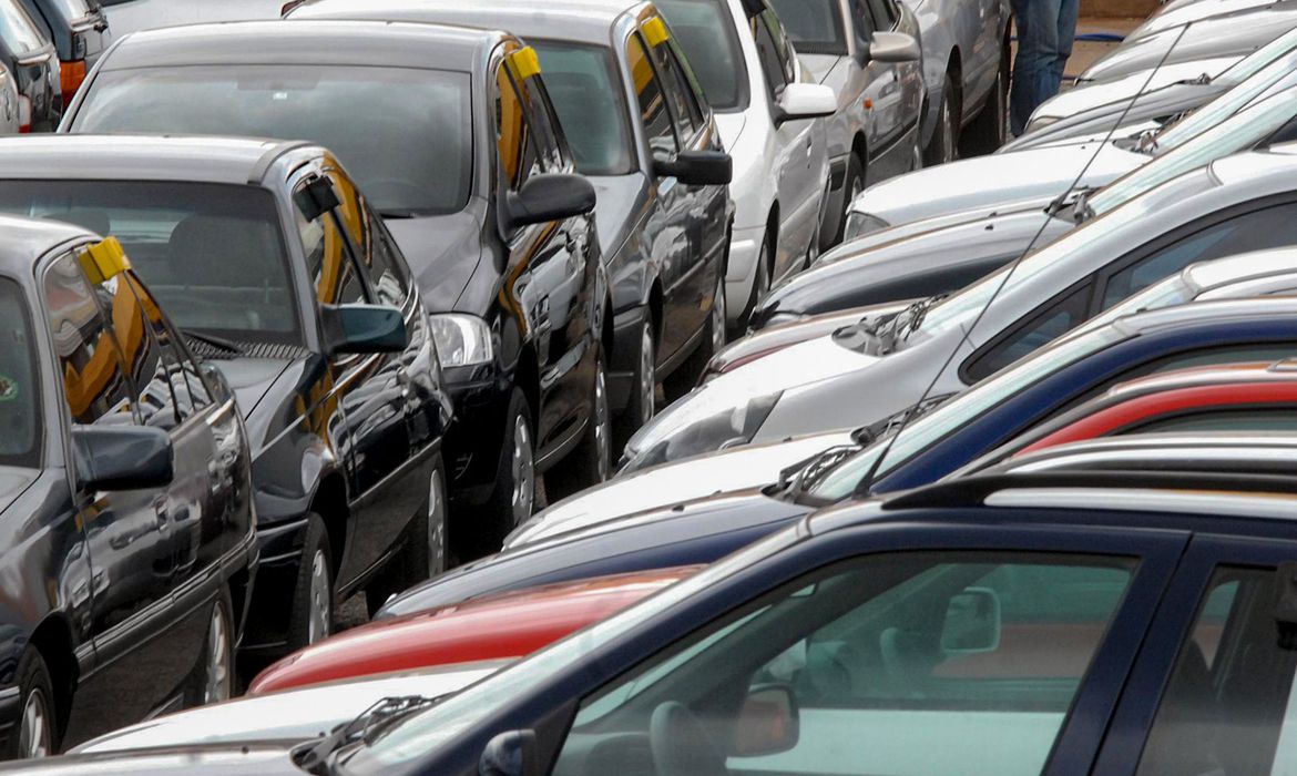 Mercado de automóveis usados supera 7,3 milhões de unidades no ano