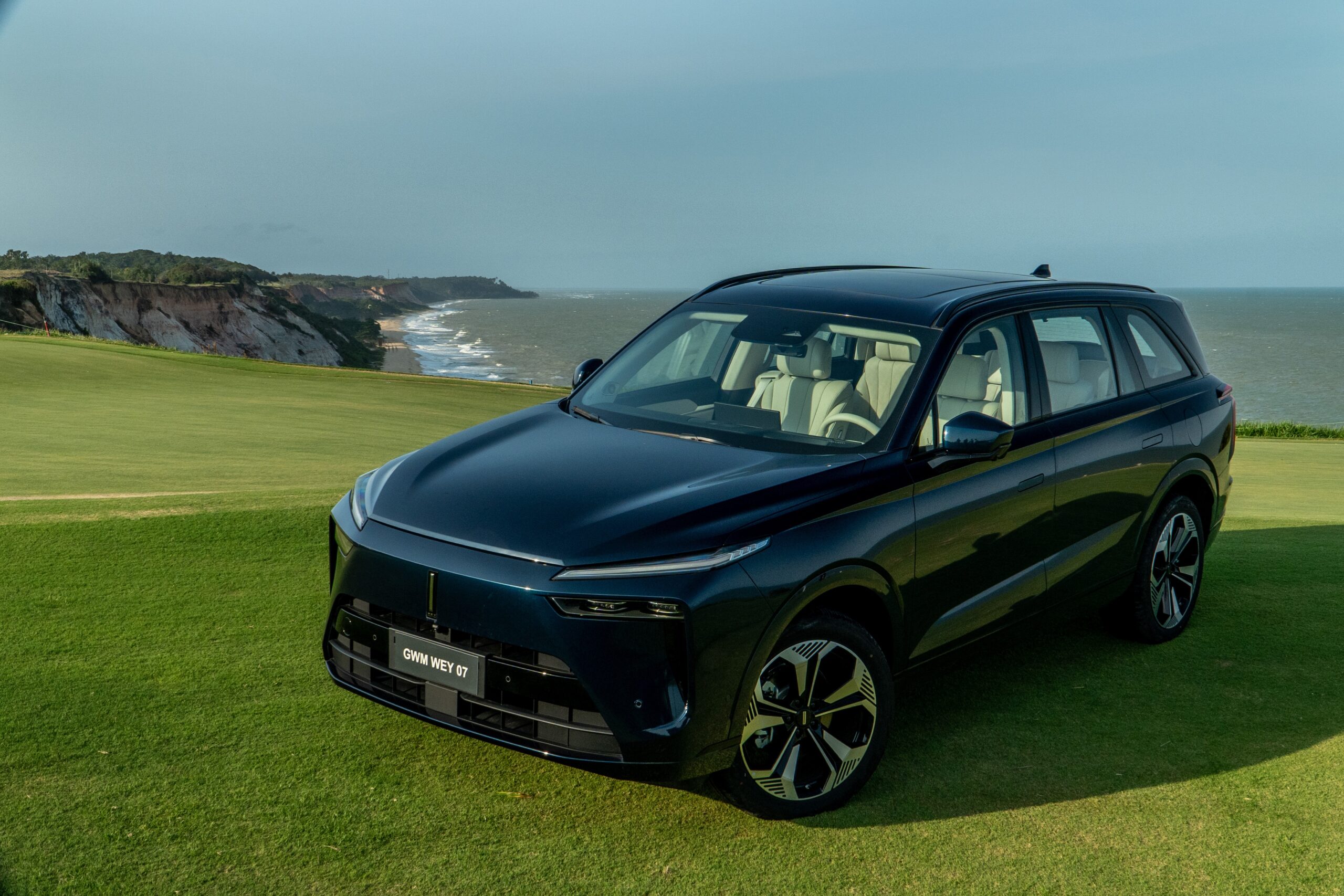 Com seis lugares, GWM lança o Wey 07, um SUV híbrido plug-in