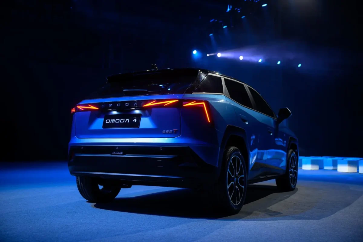 Novo terror do T-Cross? Omoda confirma SUV “popular” e mais 2 lançamentos para 2026