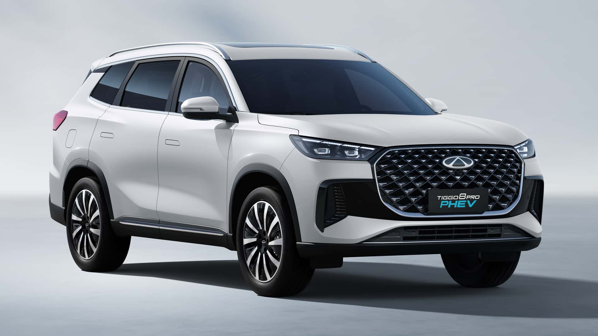 Tiggo 7 e 8 híbridos têm agora 1.200 km de autonomia